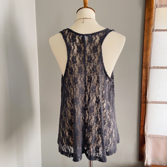grey lace floral flowy boho sheer tank with pocket - Picture 4 of 10